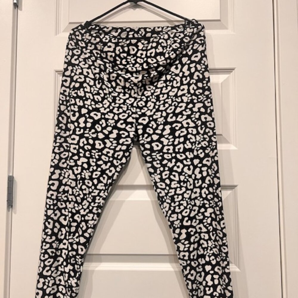 LuLaRoe Leggings size T/C